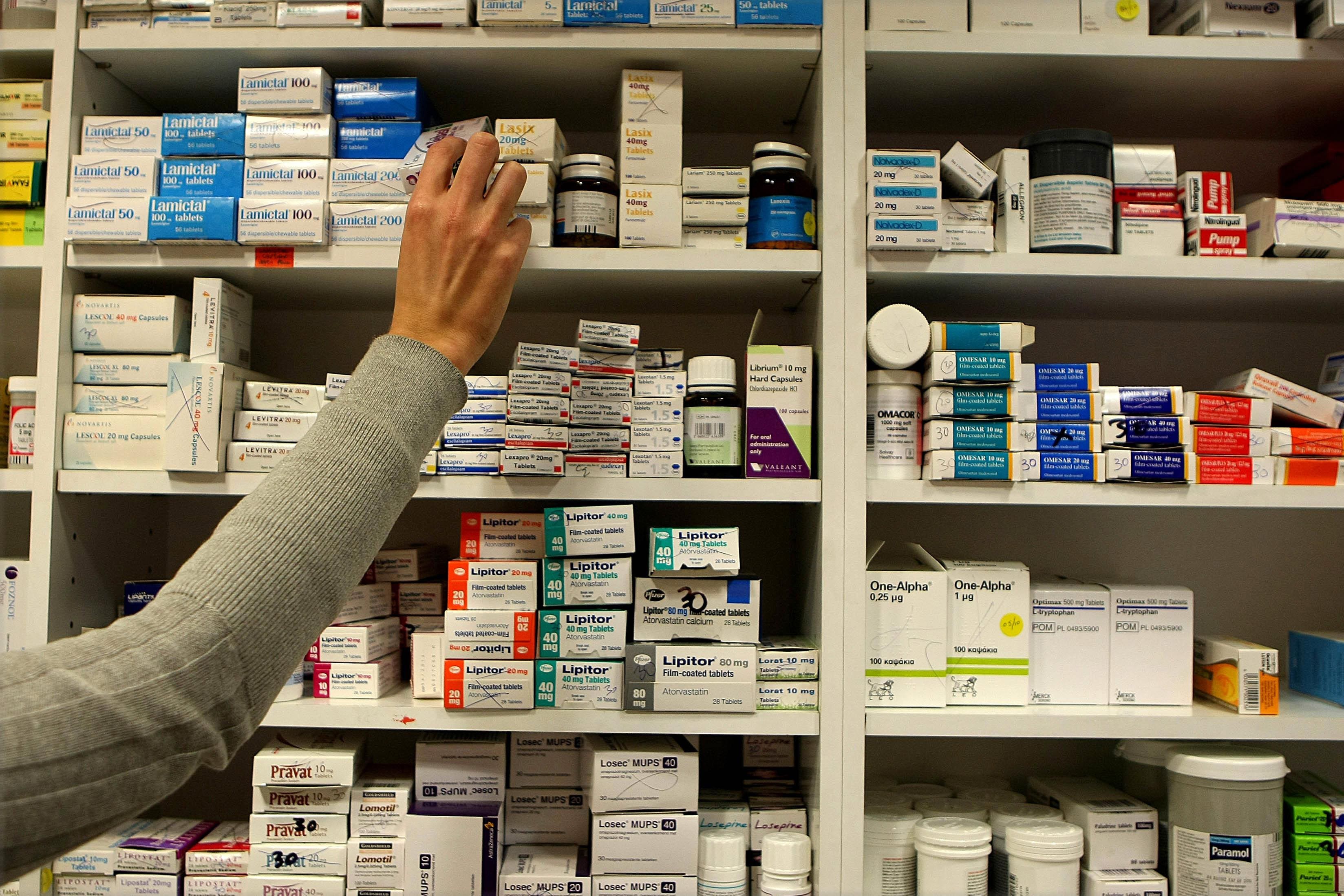 Methenamine hippurate (one gram orally, twice a day) is effective in reducing UTIs