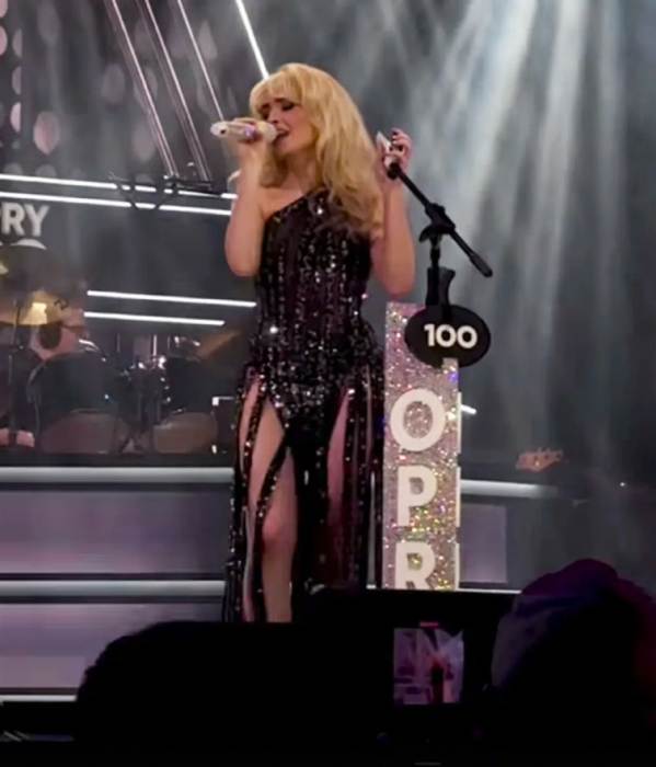 Sabrina Carpenter makes magical night at Grand Ole Opry debut